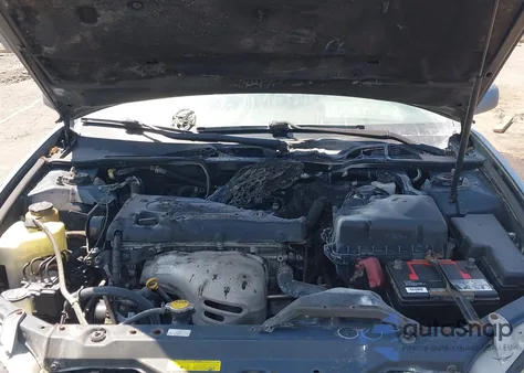 2004 Toyota Camry Le from USA, damaged, VIN 4T1BE32K04U813455